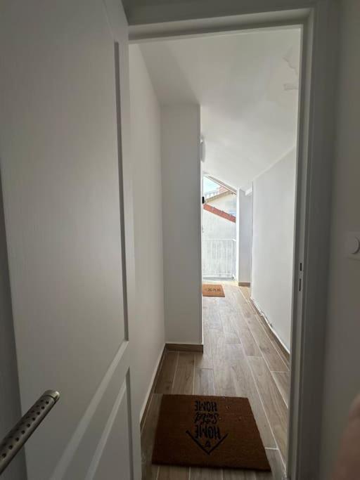 פיירפיט-סור-סיין Charmante Studio Ligne 13 Tram 5 Saint Denis מראה חיצוני תמונה